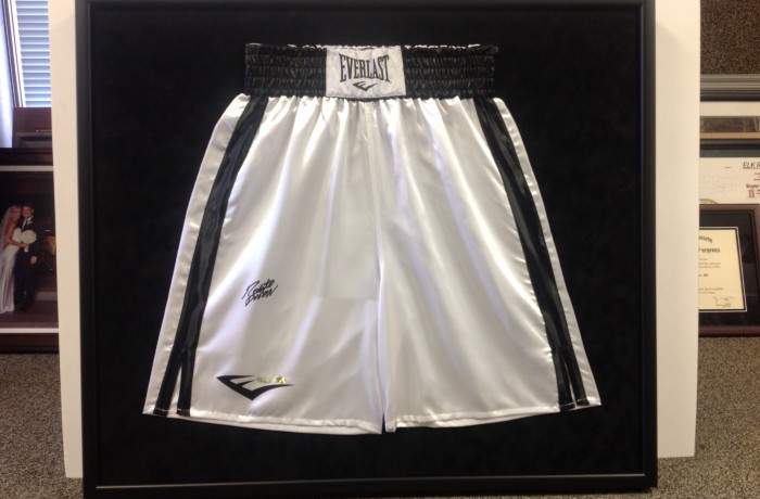 Boxing Trunks Signed By Roberto Duran