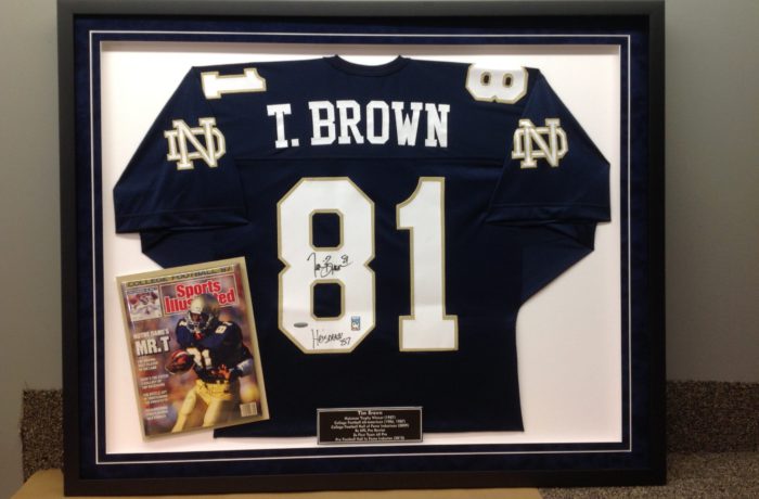 Jersey Framed with Magazine